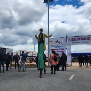 FERIAS-EXPOS-EVENTOS-PORTICO-LAYHER-DISENO-IMPRESION-SHOW-PRODUCTORA